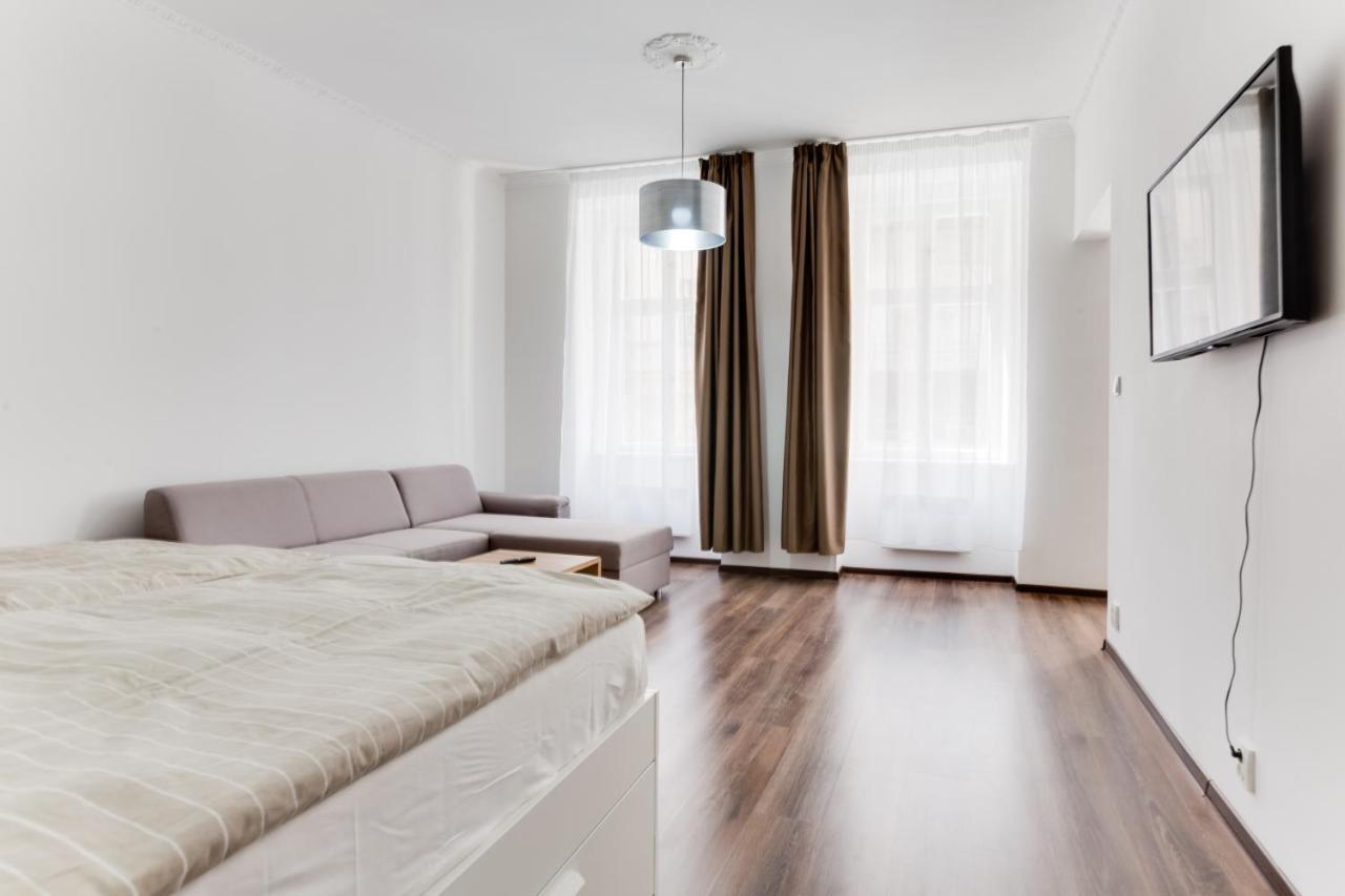 פראג Free Days Luxury Apartment מראה חיצוני תמונה