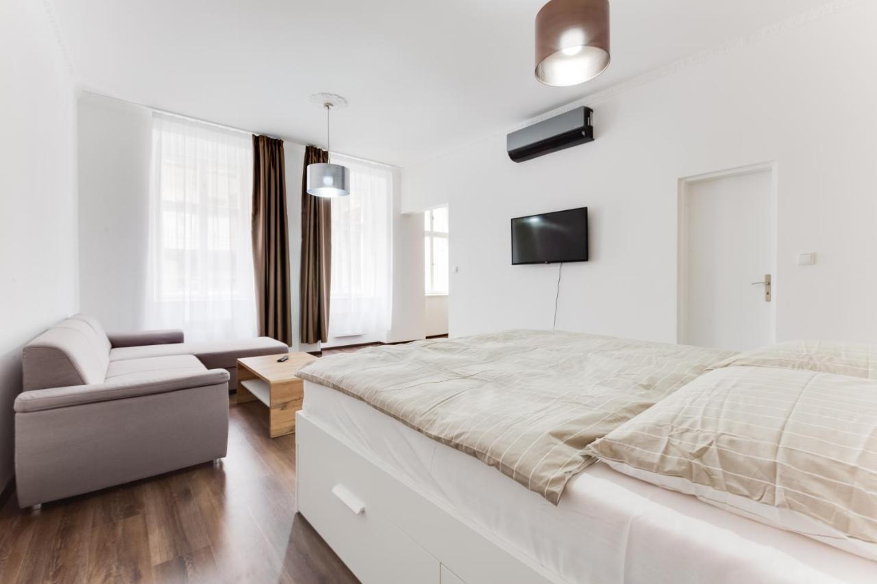 פראג Free Days Luxury Apartment מראה חיצוני תמונה